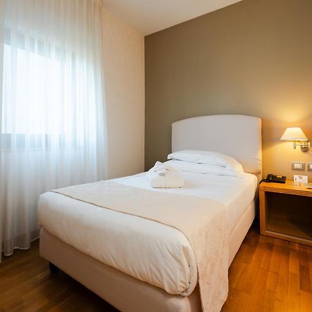 Hotel Touring Carpi Exteriér fotografie