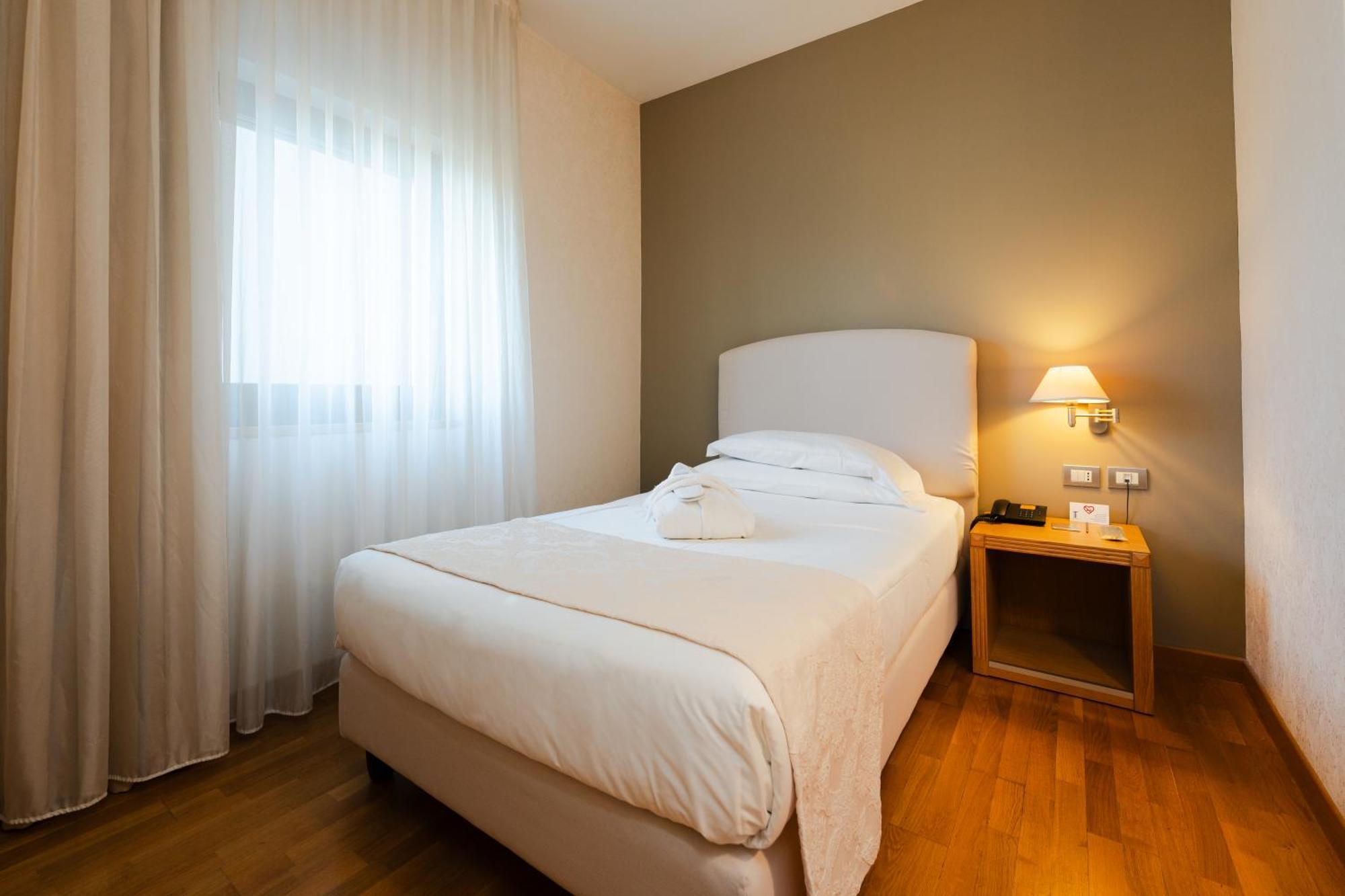 Hotel Touring Carpi Exteriér fotografie